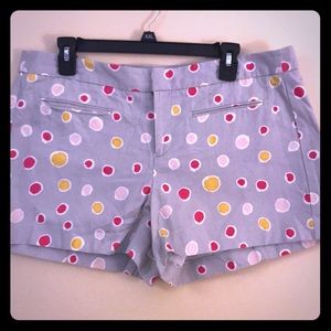 Size 12 gap grey polka dot shorts.
